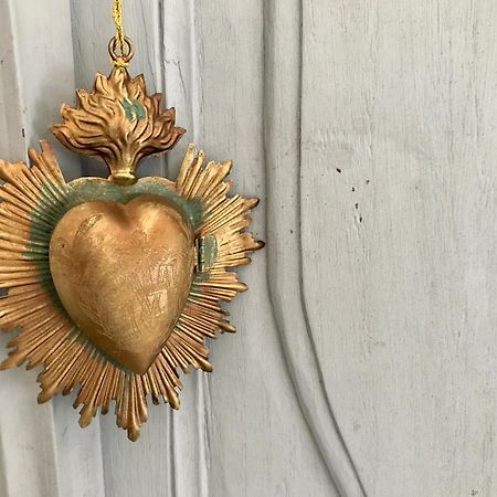 Coeur De Roses, Gite & Chambre D'Hotes Alaigne Dış mekan fotoğraf